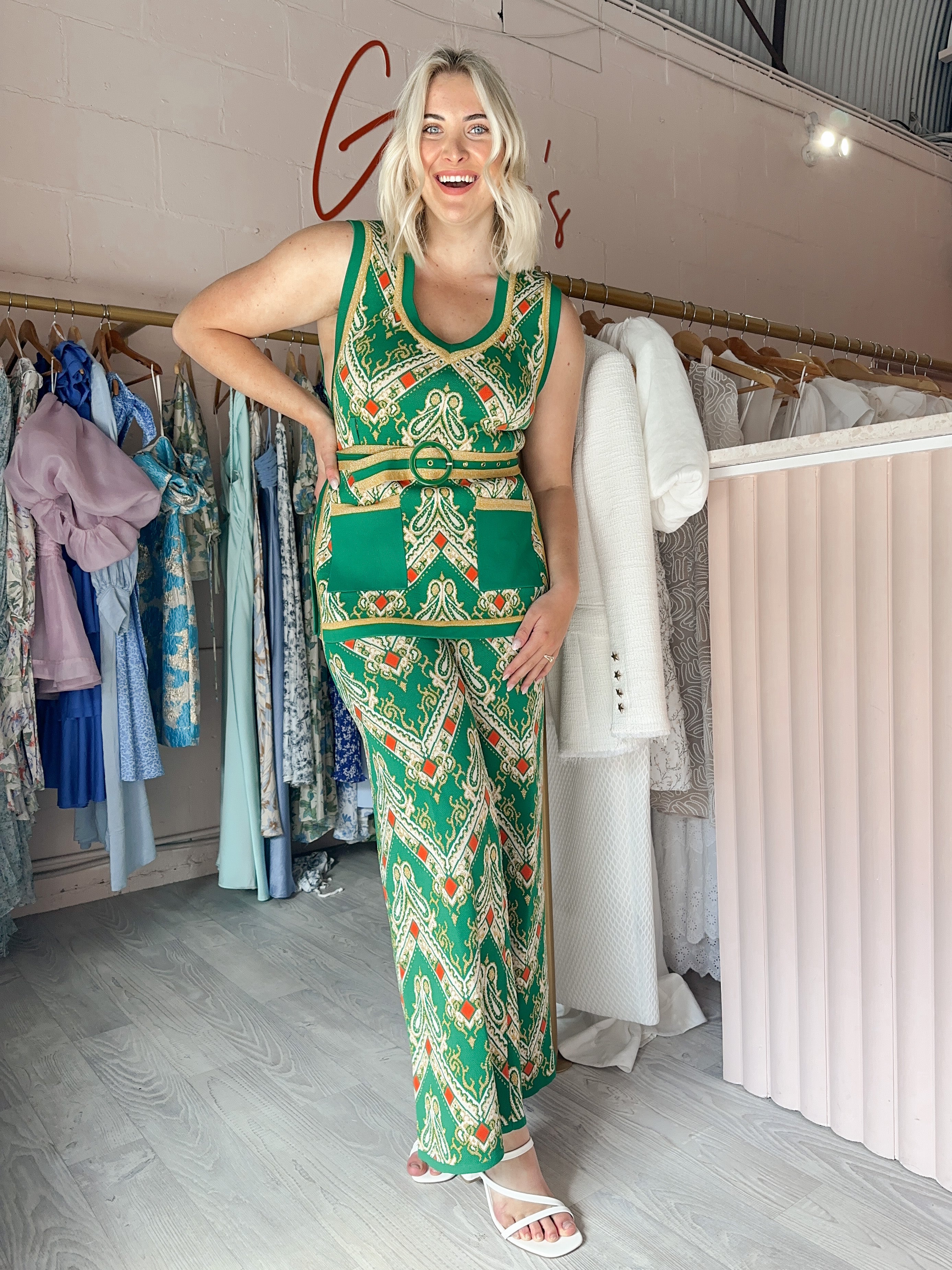 slim fit dress slacks 20160825_alicemccall_day02_72_amd2140_416flipped_450x.jpg?v=1491709567 main image 1
