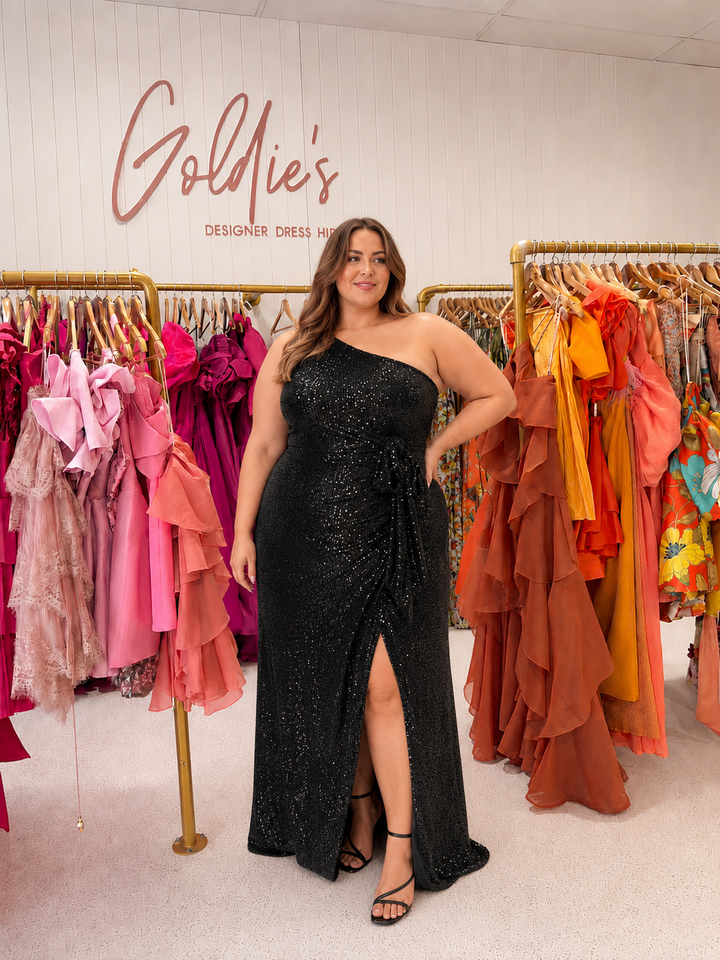 City Chic - Black One Shoulder Gown (Size 20)