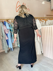 Anthea Crawford - Lace Sleeve Gown (Size 18)
