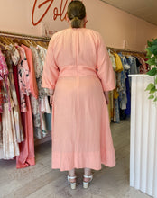 Load image into Gallery viewer, Bohemian Traders - Twist Waistband Maxi Dress In Blush (2XL)