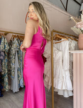 Load image into Gallery viewer, Sheike - Olivia Maxi Pink (Size 6)