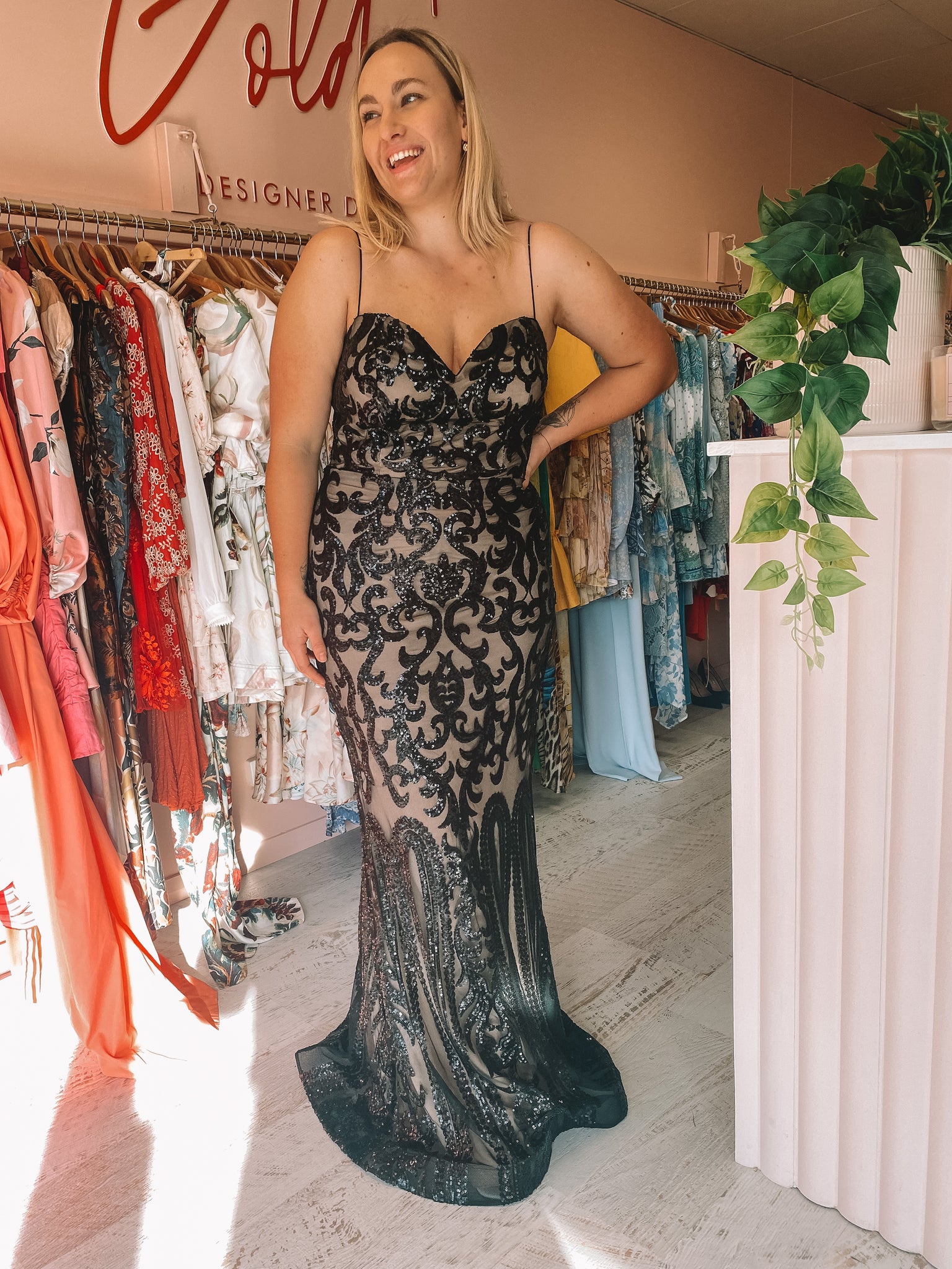 Black gown size store 16