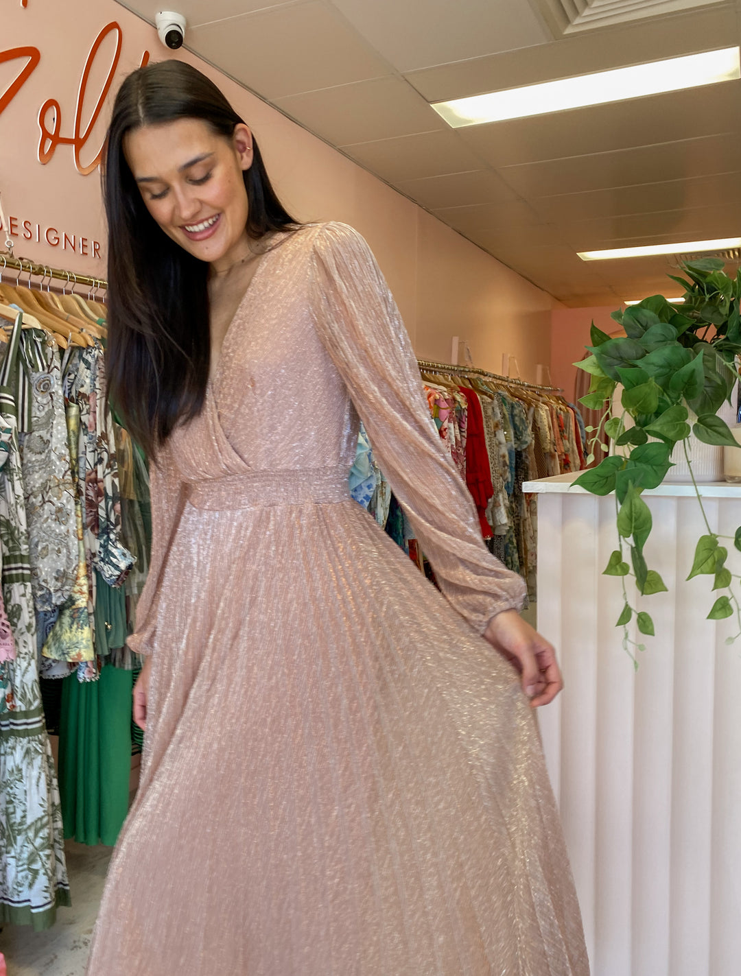 Forever New - Taylor Pleater Plisse Midi Dress Blush (Size 8/12) Forever New - Taylor Pleater Plisse Midi Dress Blush (Size 8/12)