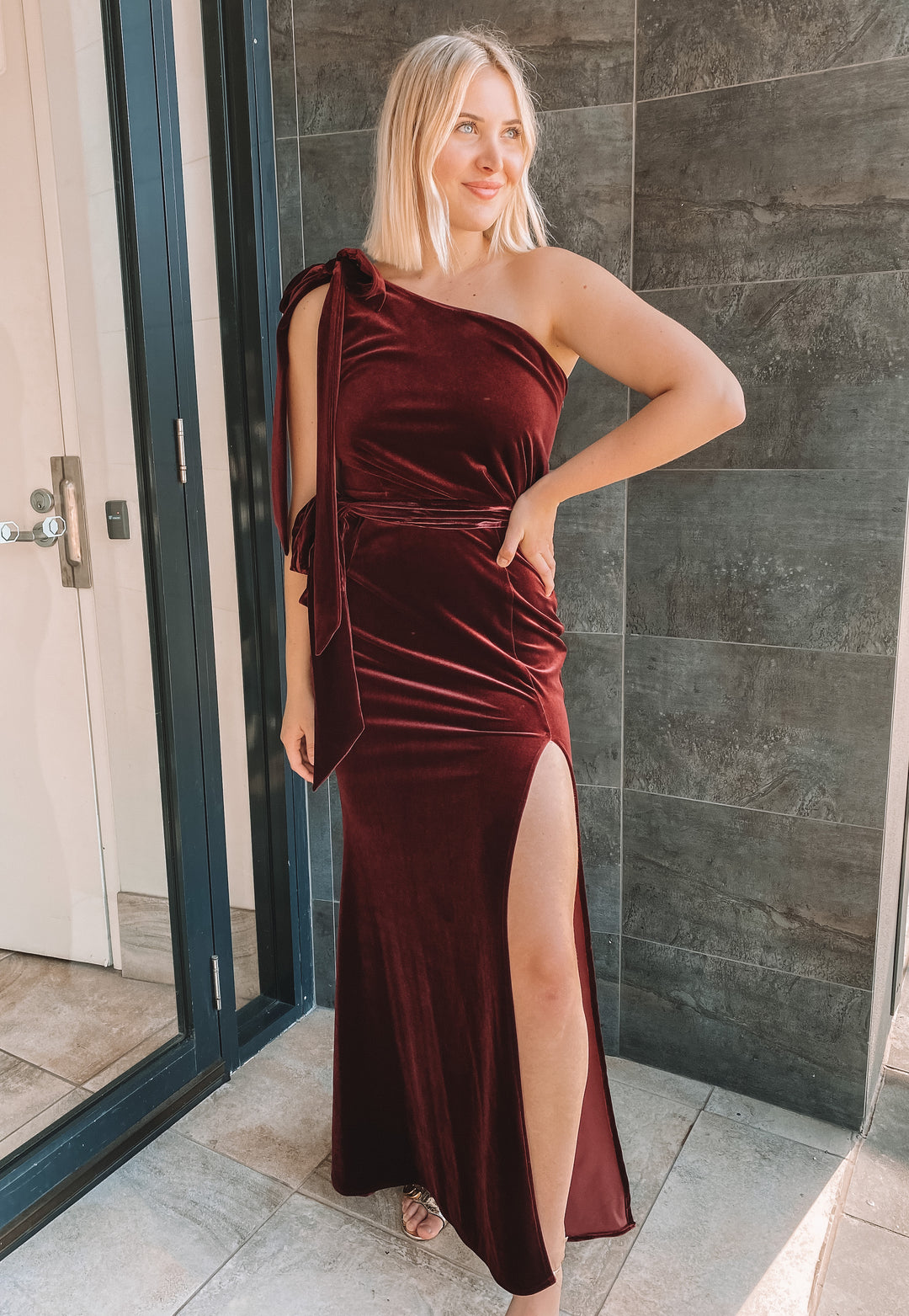 Love Honor - Layla Velvet Gown (Size 12)